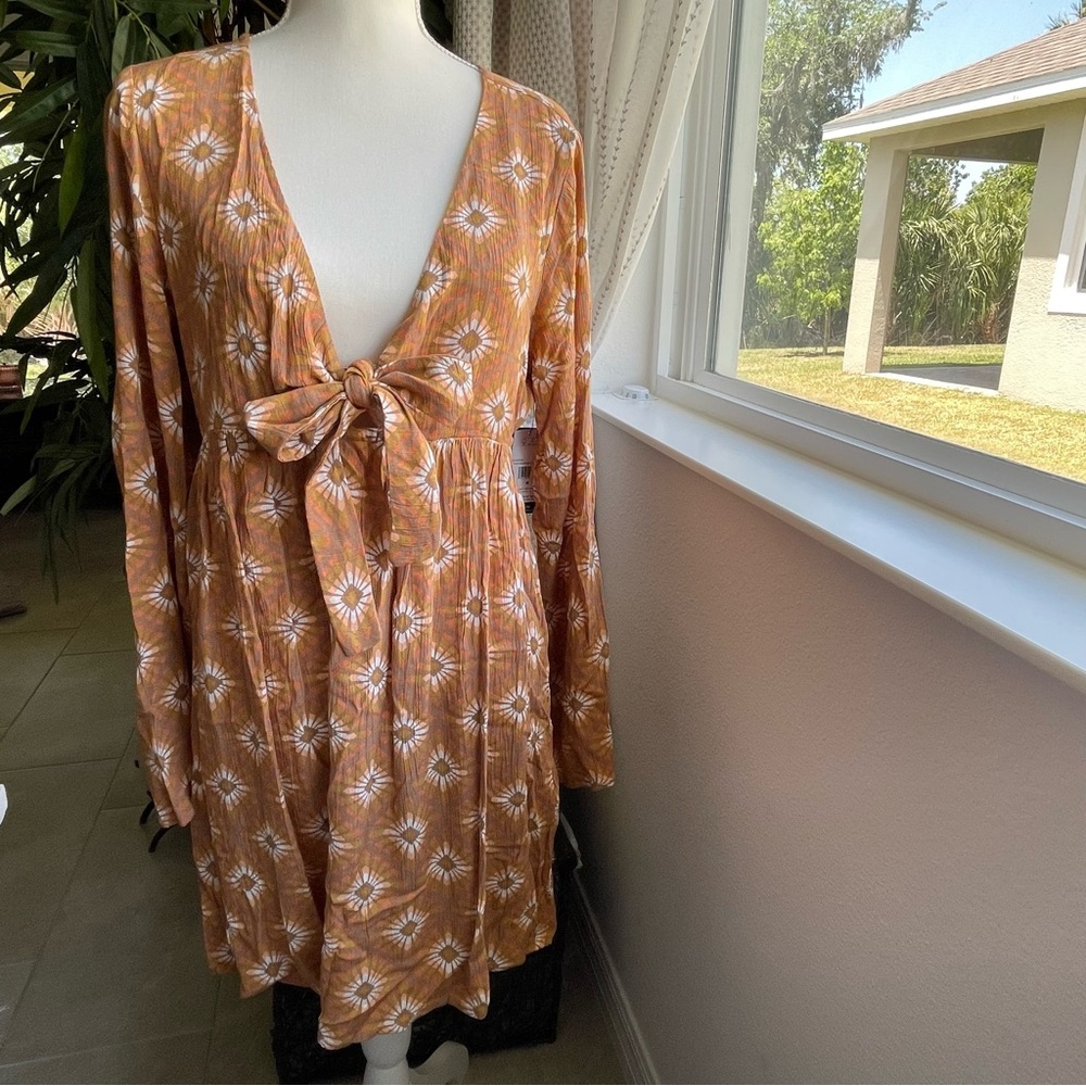 Volcom | Star Dreamer Mini Dress Long Flared Sleeves Medium